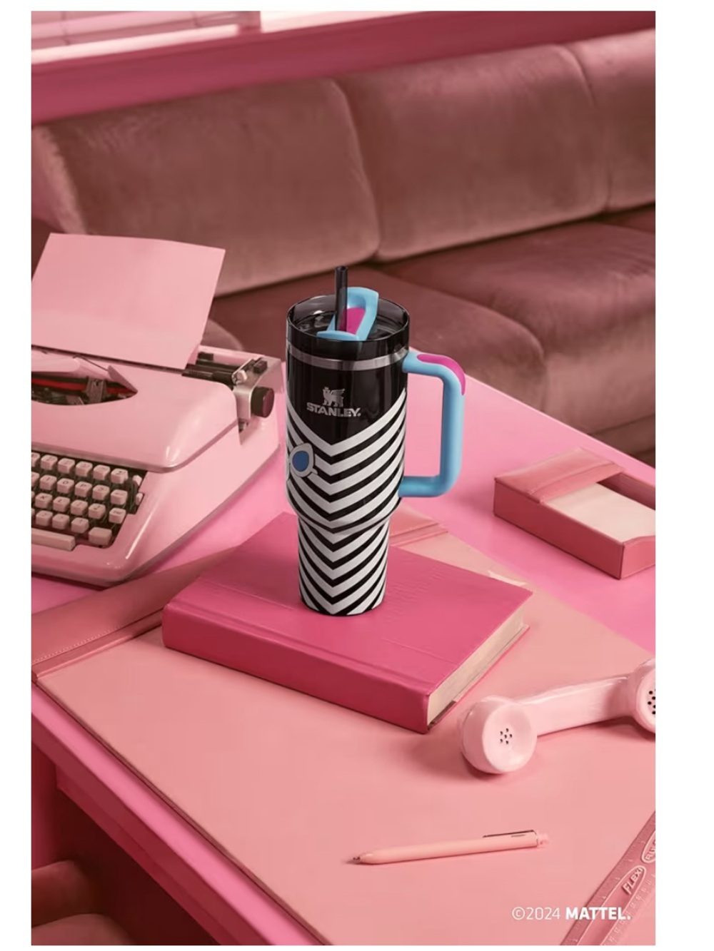 Stanley Barbie 1959 Original Quencher Black and White Chevron (40-ounce) NWT - Picture 4 of 12